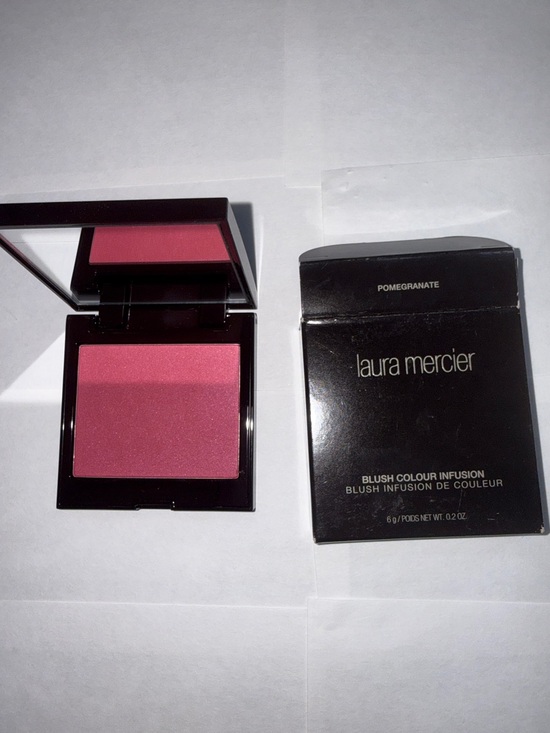 laura mercier Other - laura mercier Pomegranate Pink Powder Blush